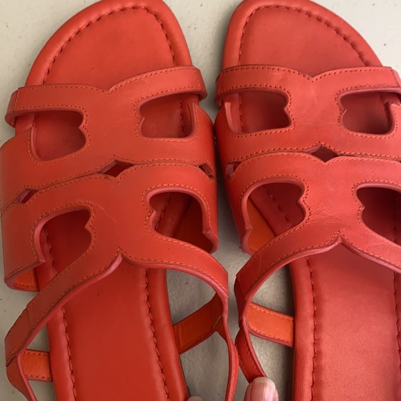 Tory Burch Logo Cutout Slingback Sandal Red Orange - Picture 10 of 12